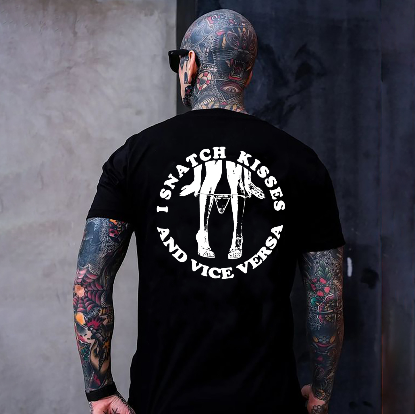 I SNATCH KISSES Sexy Lady Graphic Black Print T-shirt