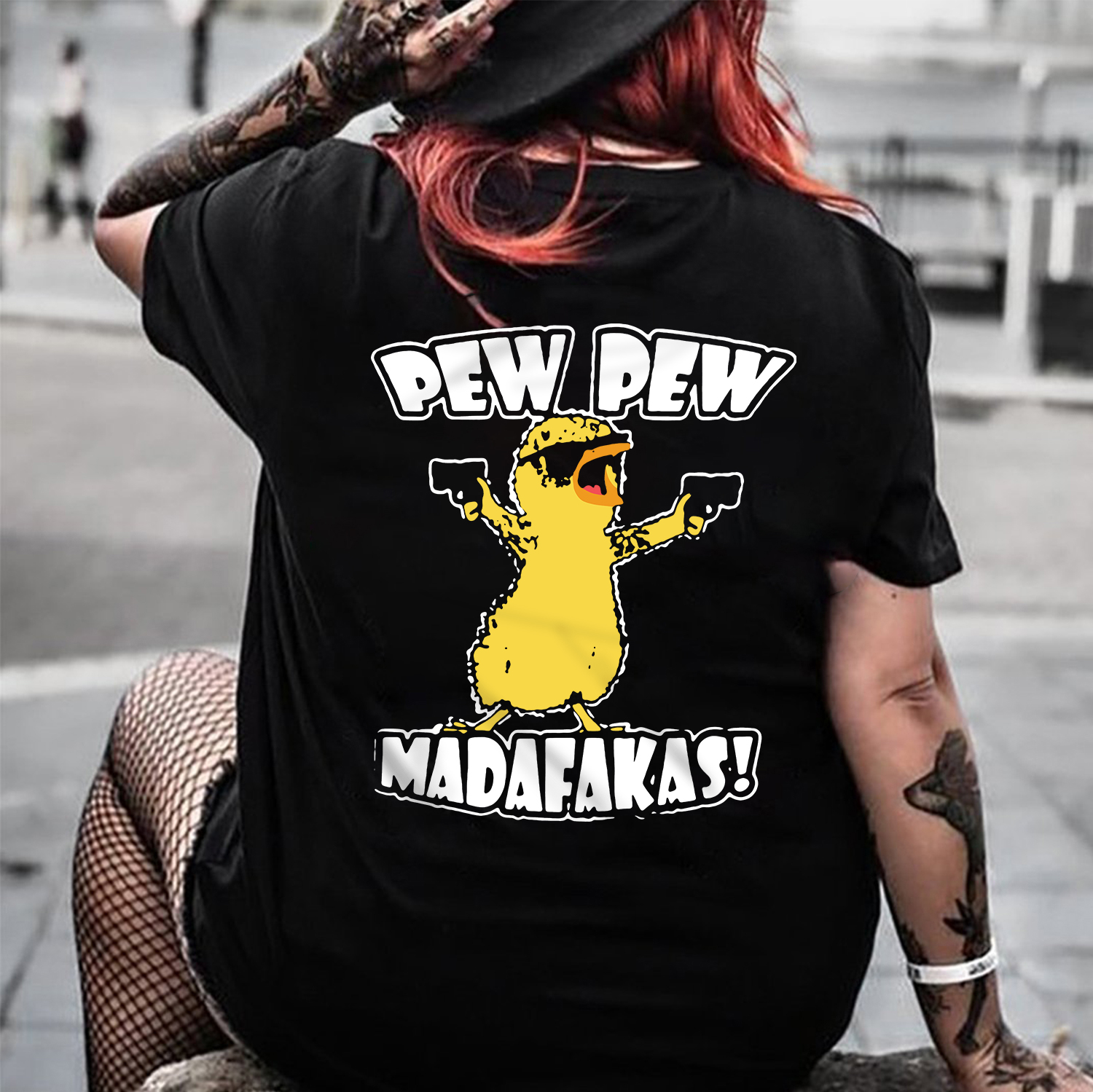 Yellow Duck Carries Pistol Letter Graphic Print Women's T-shirt