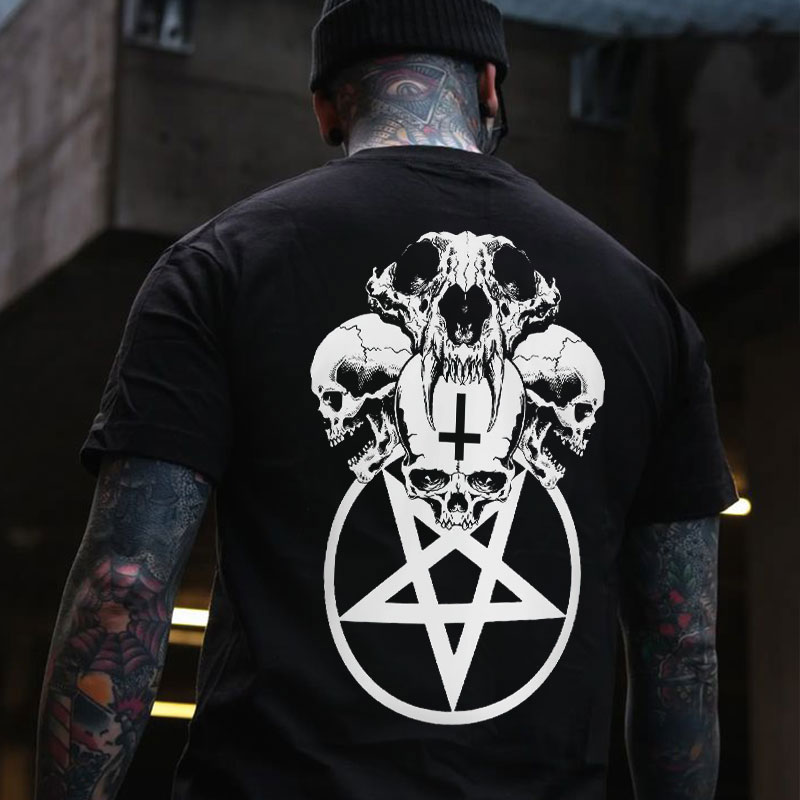 Multifacial Skulls with Star Circle Black Print T-shirt