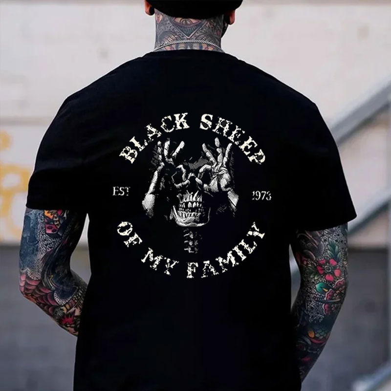 BLACK SHEEP OF MY FAMILY Skull Black Print T-Shirt Image - 14
