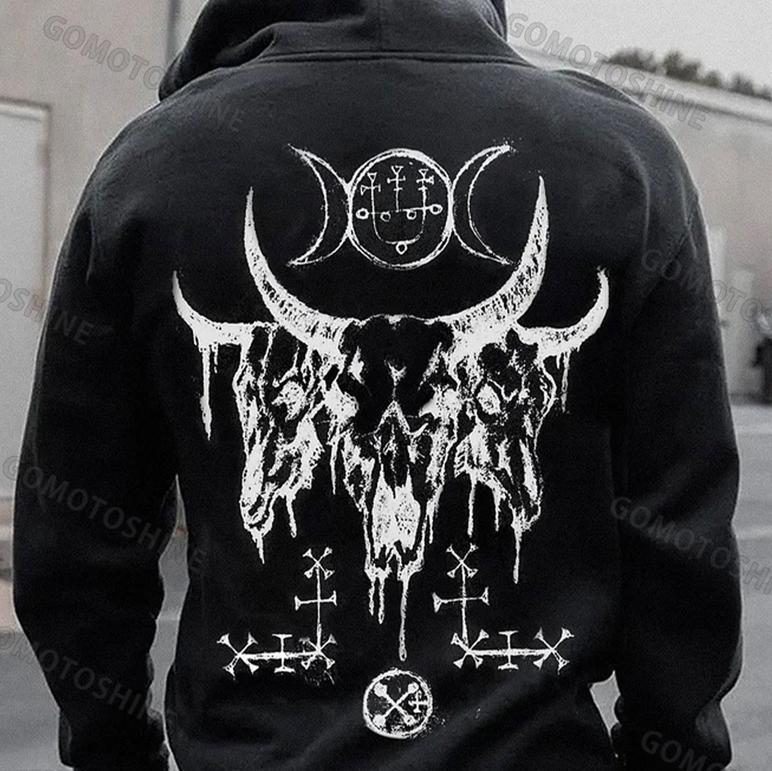 Runes Bull Skull Print Men's Hoodie