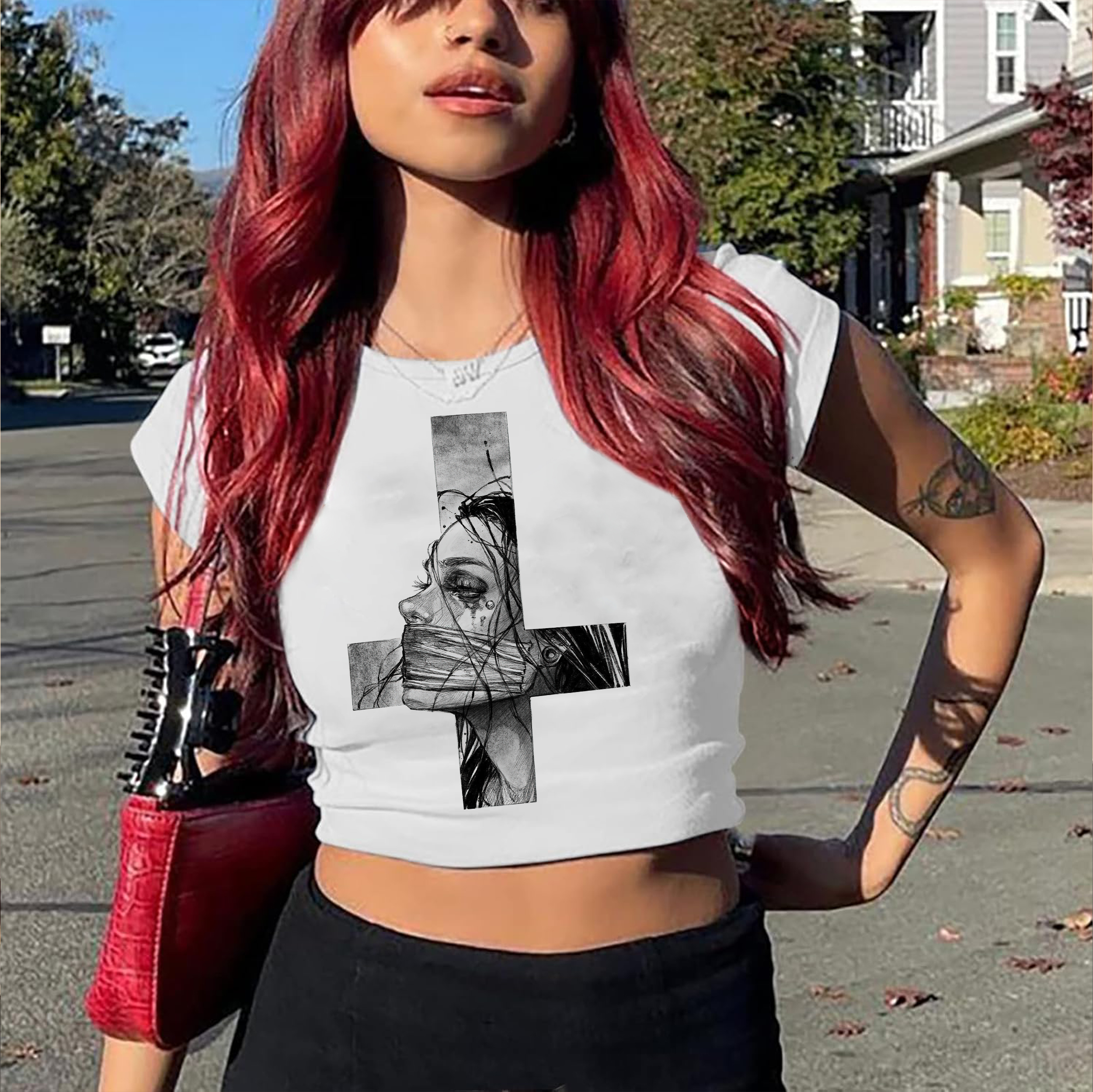 Hopeless Lady Was Crucified Dark Style Print Women's Cropped T-shirt