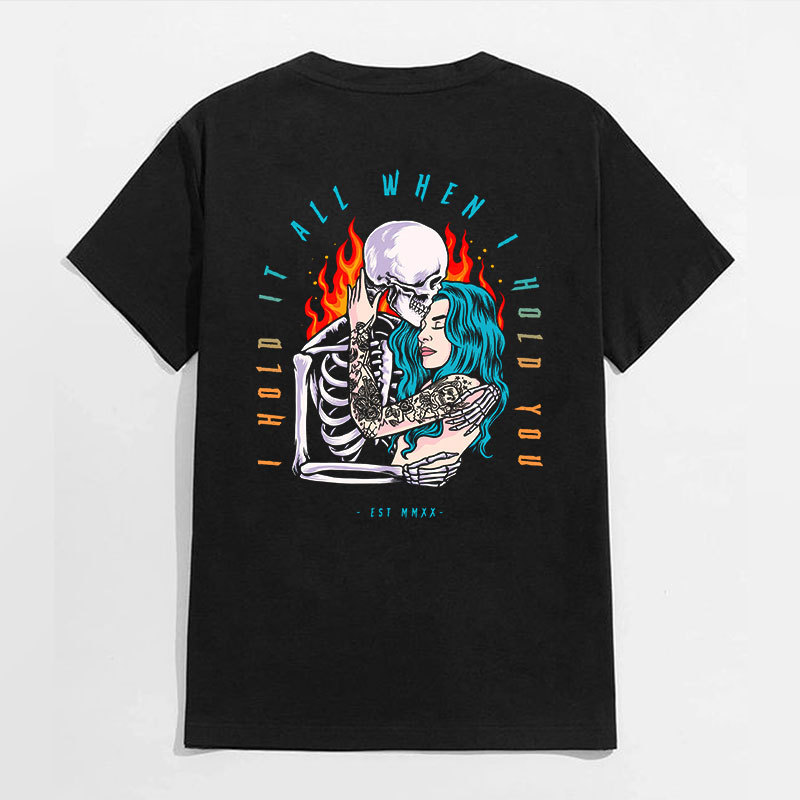 I HOLD IT ALL WHEN I HOLD YOU Lovers Black Print T-shirt