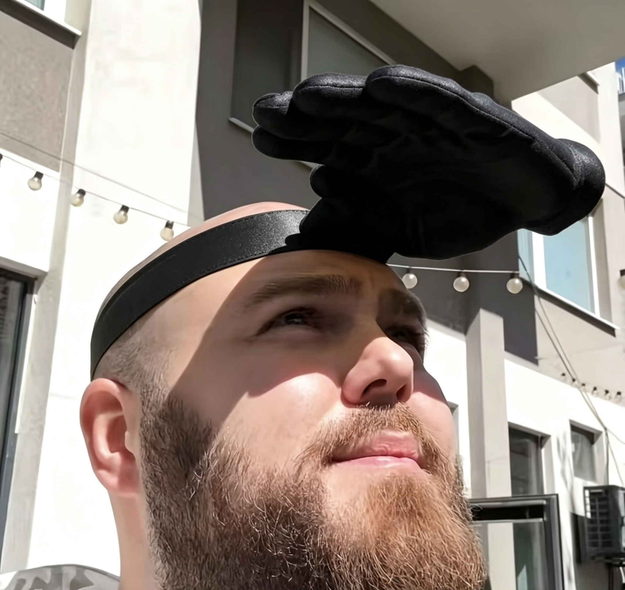 Palm-Design Sun Protection Visor