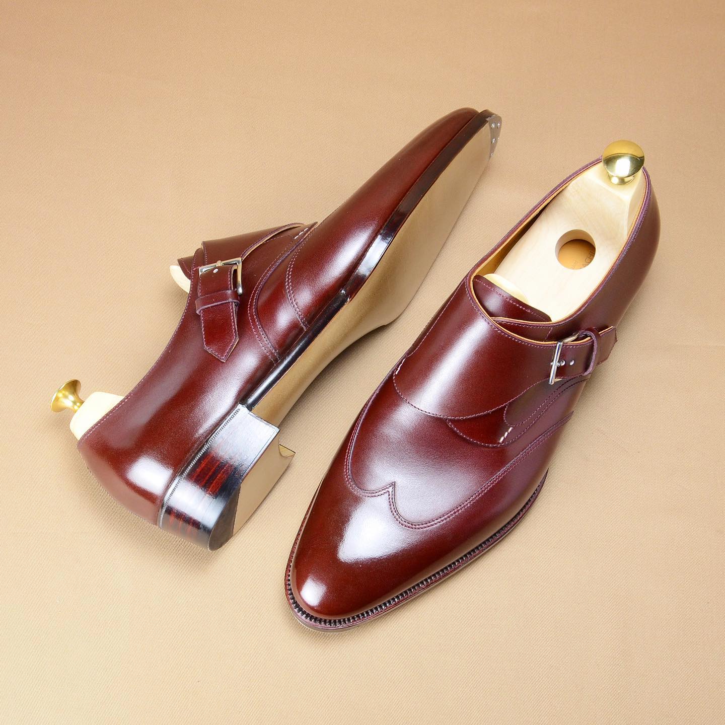 New red single buckle fashion leather shoes-Zittor