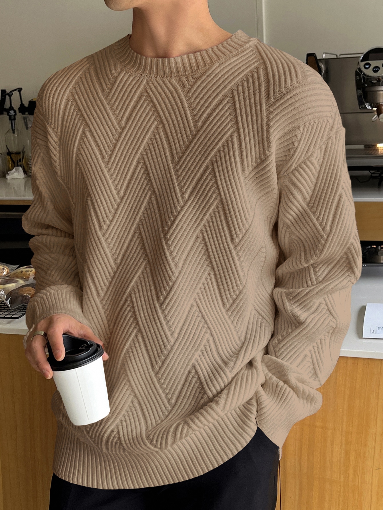 Men‘s Solid Drop Shoulder Sweater