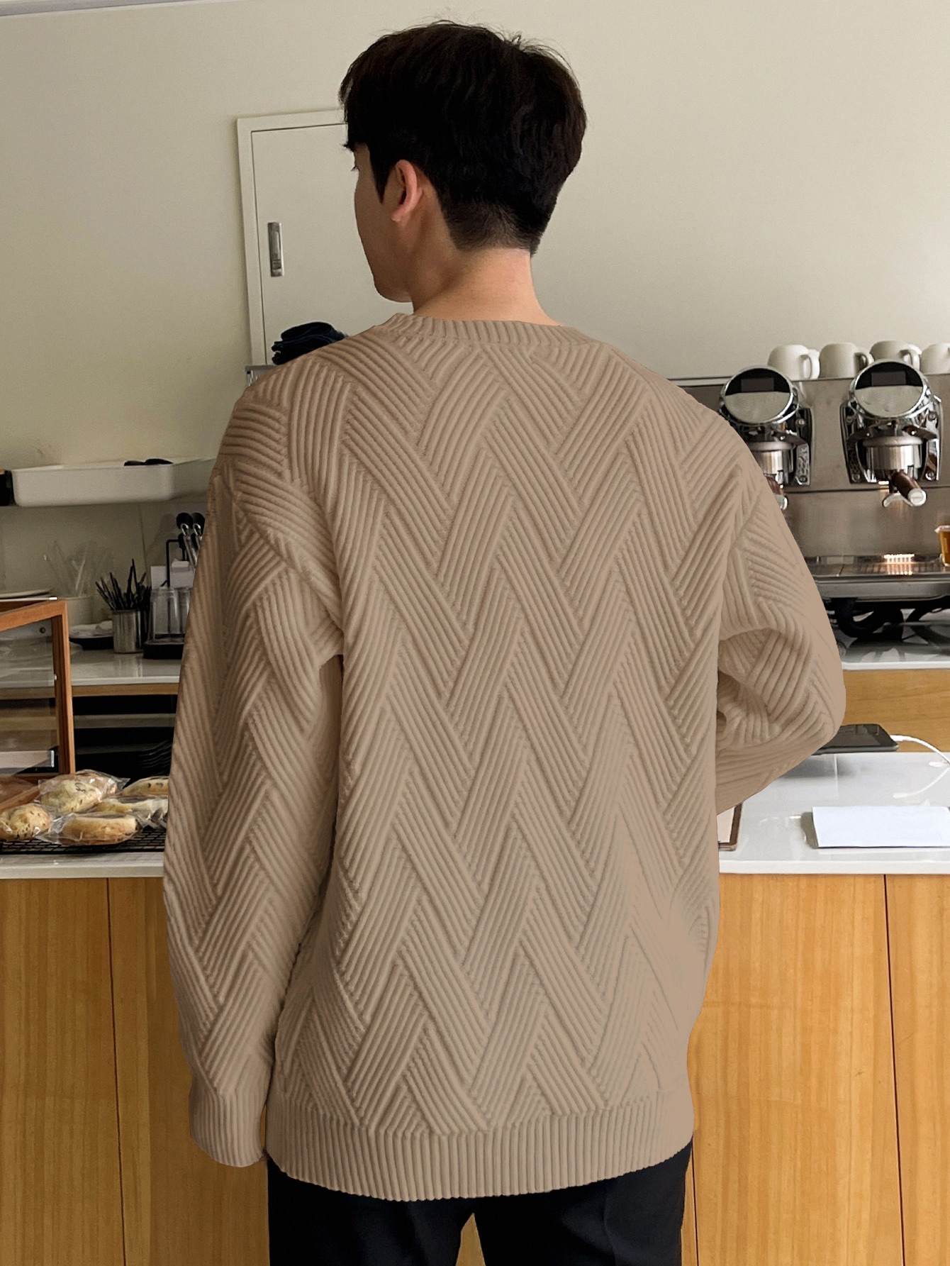 Men‘s Solid Drop Shoulder Sweater