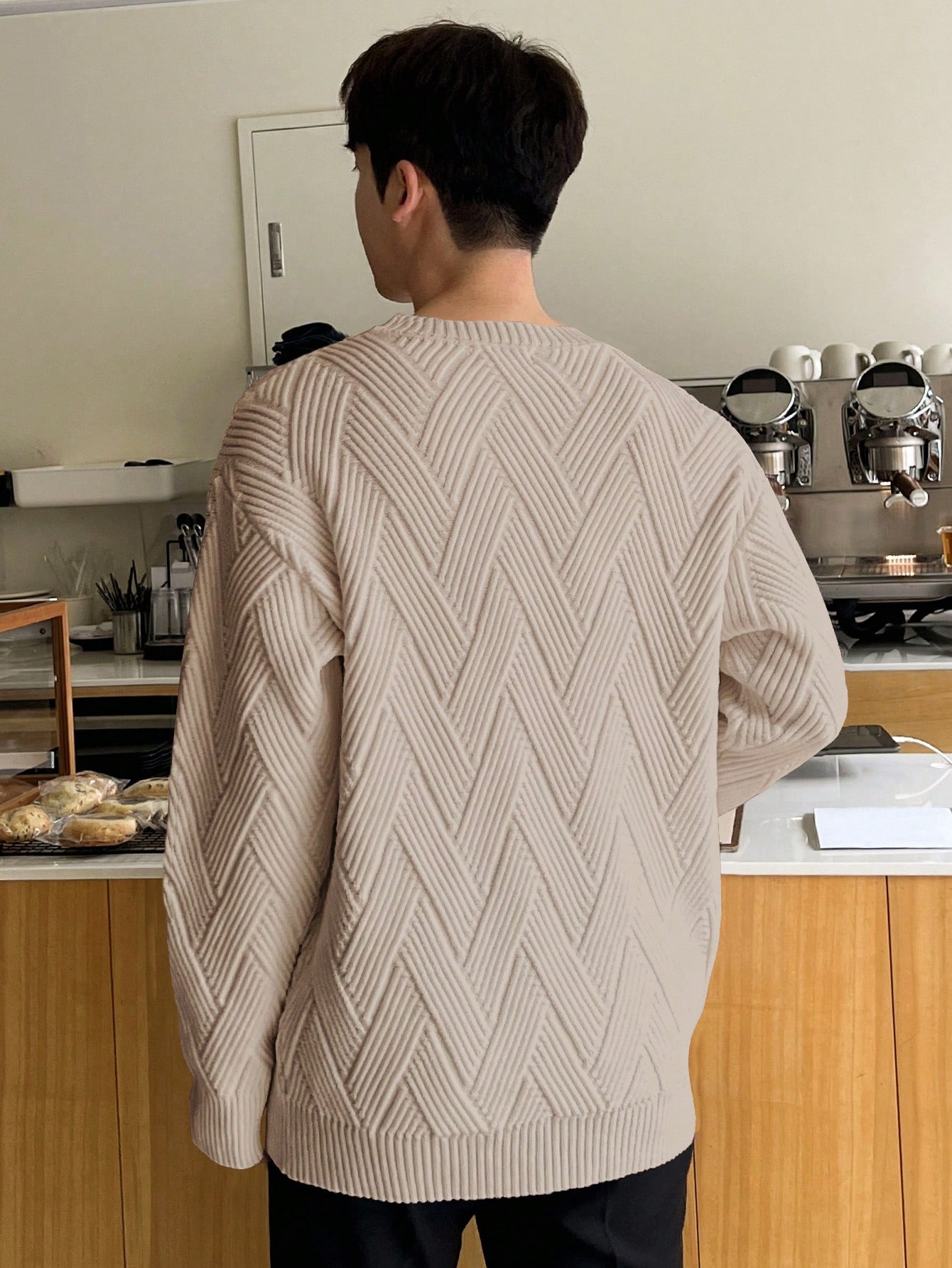 Men‘s Solid Drop Shoulder Sweater