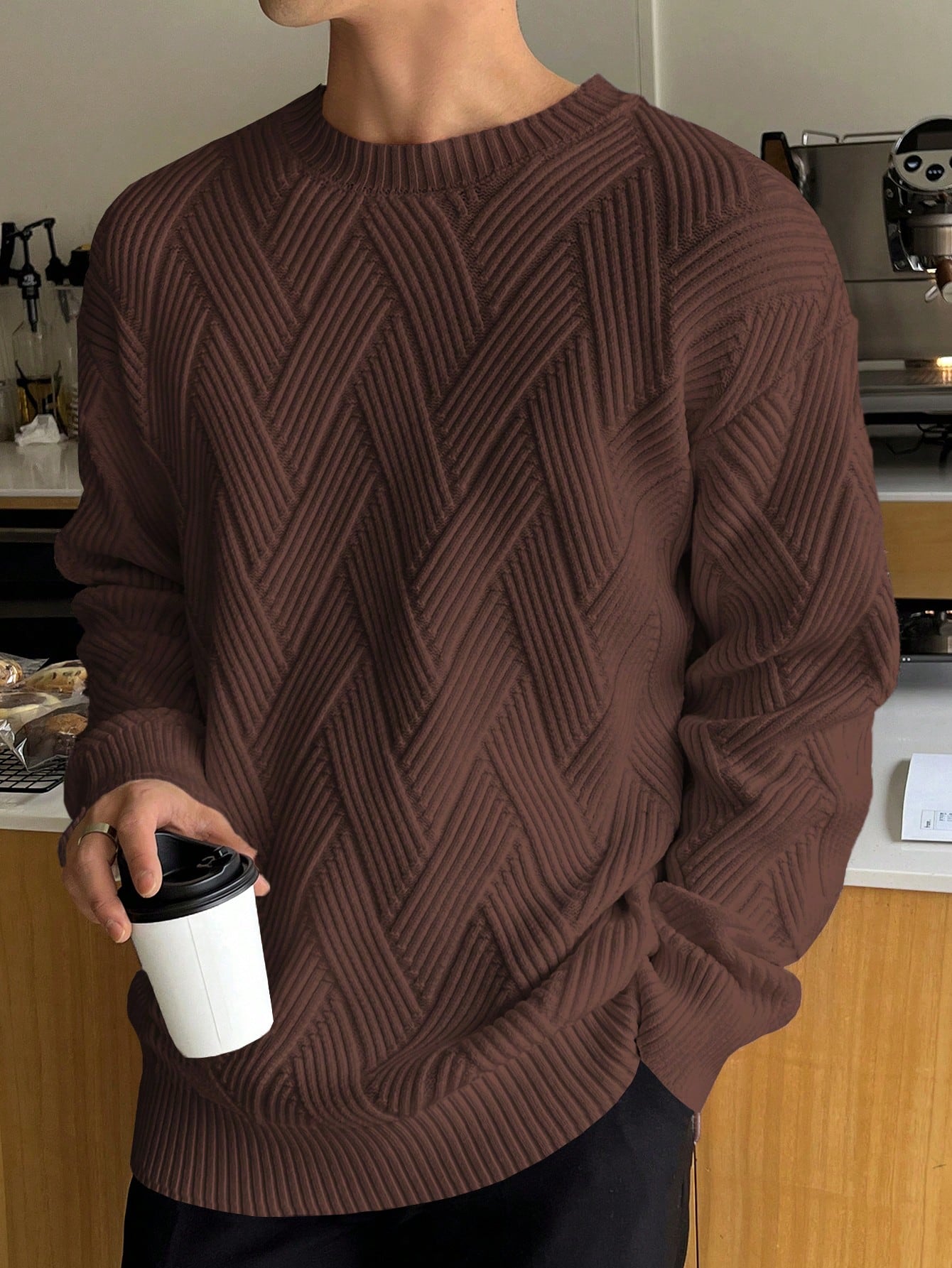 Men‘s Solid Drop Shoulder Sweater