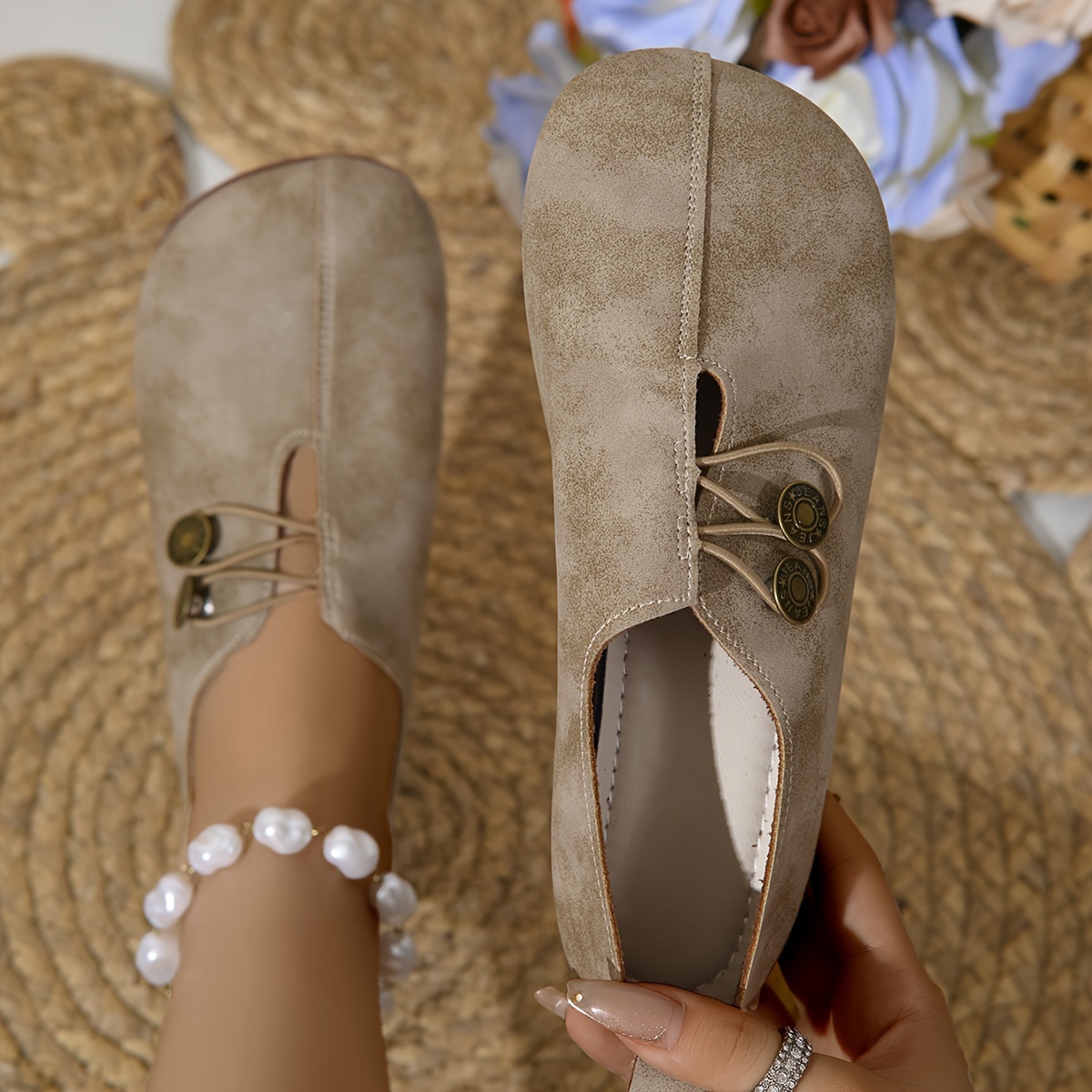 Women's soft sole round toe shoes