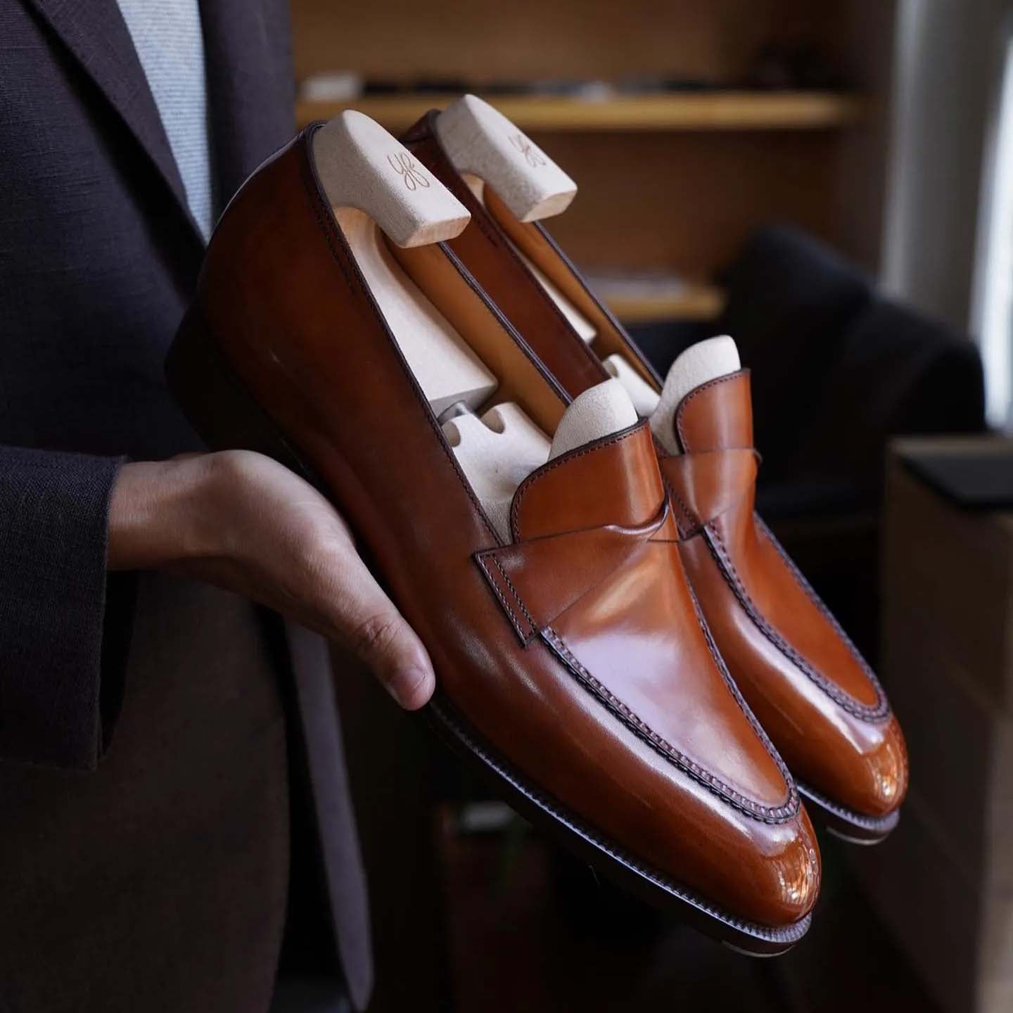 Brown Simple Atmospheric Men's Loafers Suitable for All Occasions-Zittor