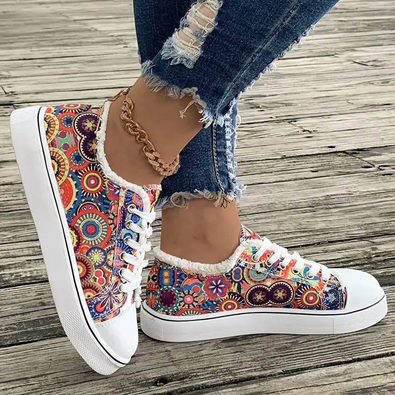 Women s Flower Print Canvas Sneakers   Trim Flat Low Top details 1