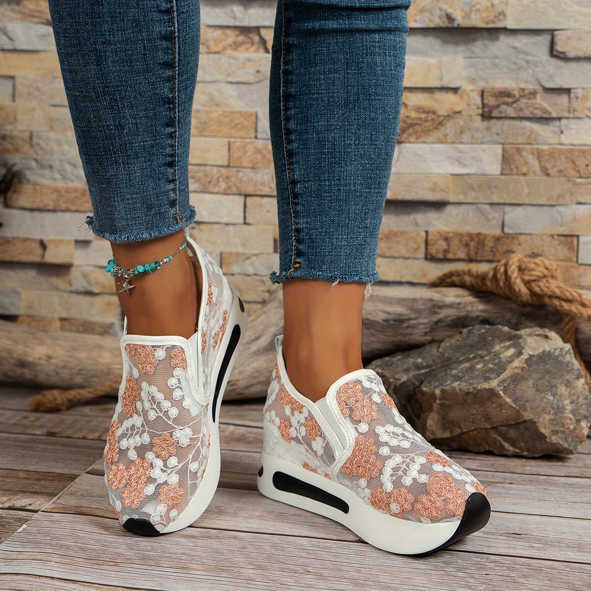 Women's Comfortable Orthopedic Floral Lace Platform Shoes