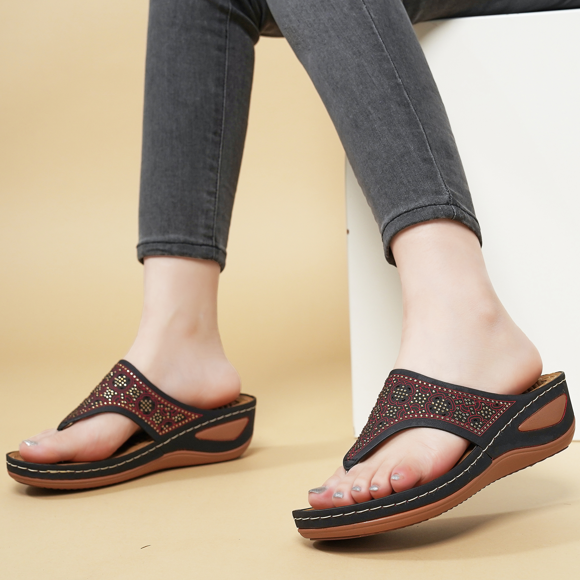 Womens  Sandals Flip Flops With Massage Function