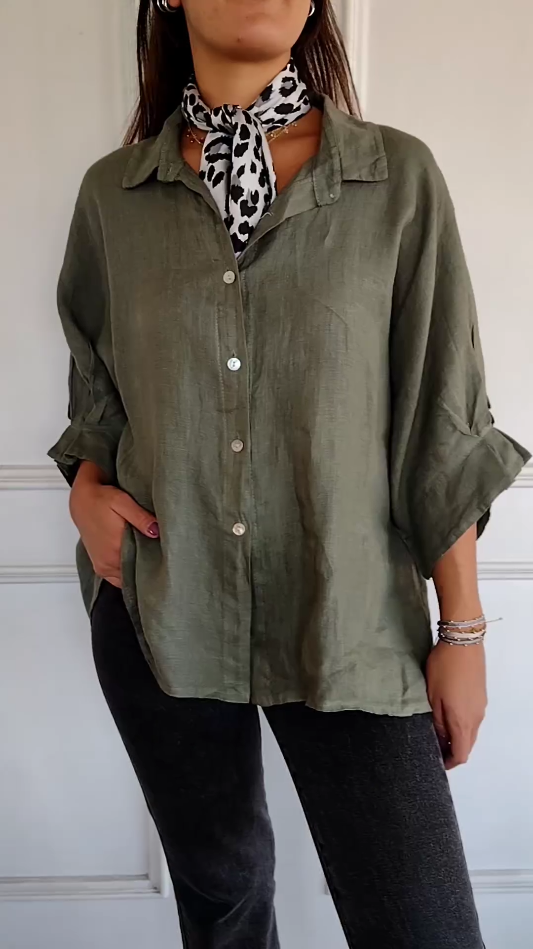 ITALIAN LINEN BLOUSE WITH BOW ON THE BACK