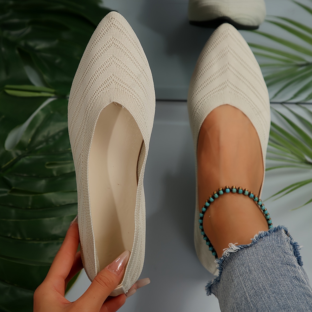 Breathable Knitted Pointed Toe Flats