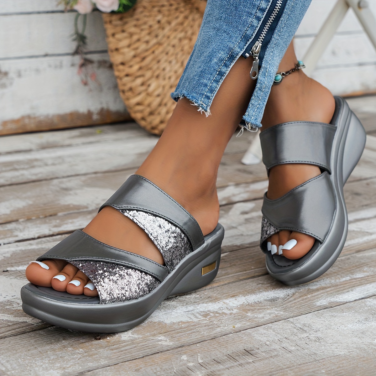 🔥Last Day Sale 69%🔥 Comfortable Orthopedic Flat Sandals for Women!