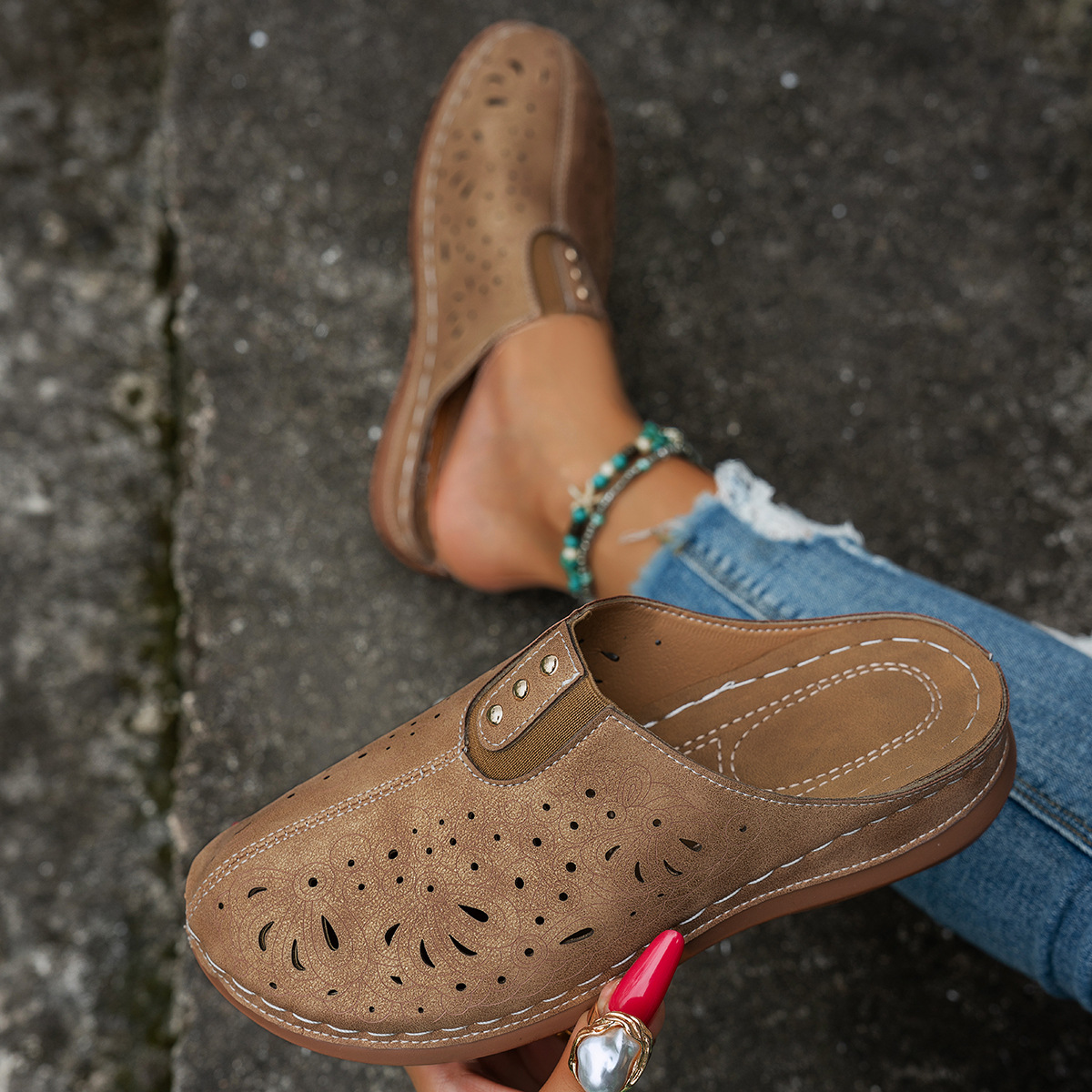 Women's Casual Hollow-Out Walking Slippers