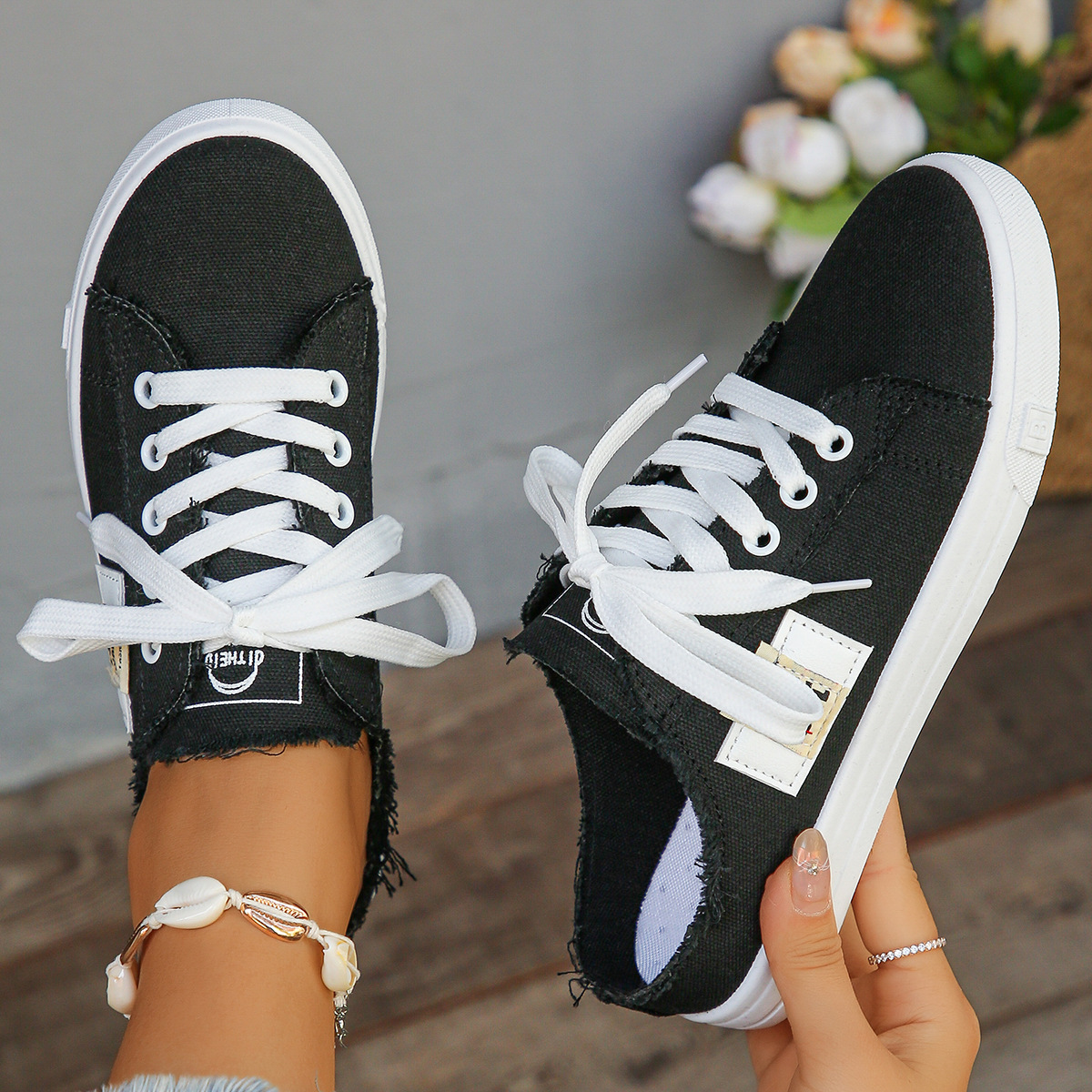 Women's Simple Canvas Shoes