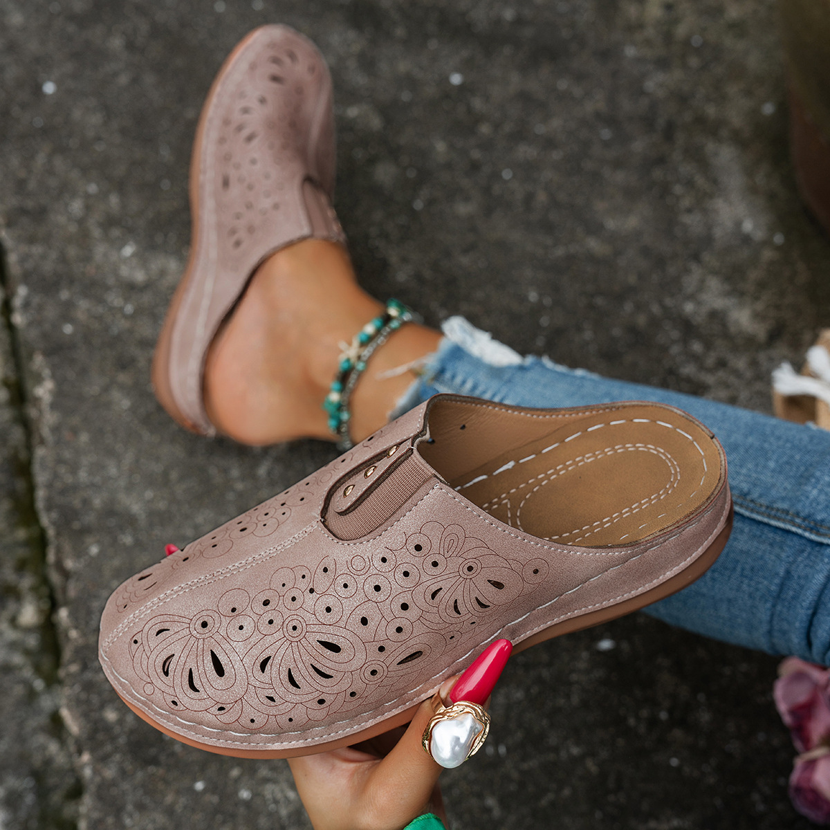 Women's Casual Hollow-Out Walking Slippers