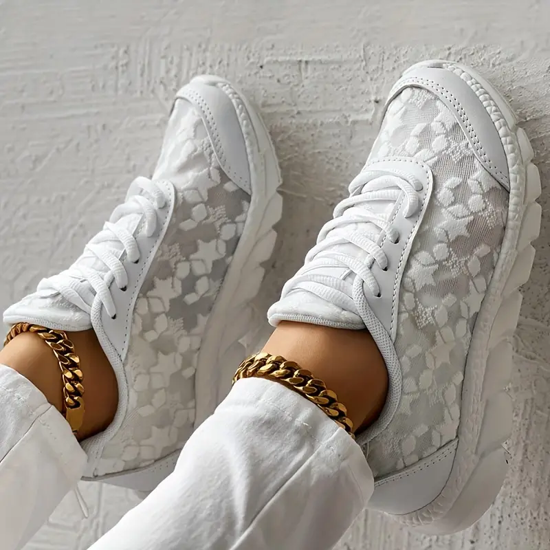 Women s Lace Solid Color Sneakers Platform Lace Soft Sole details 3
