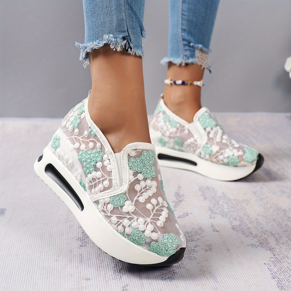 Women's Comfortable Orthopedic Floral Lace Platform Shoes