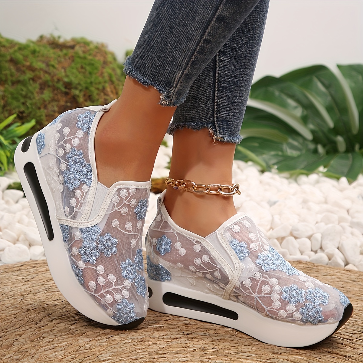 Women's Comfortable Orthopedic Floral Lace Platform Shoes