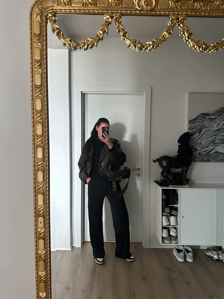 ULTRA SOFT STRAIGHT PANTS (LONGER VERSION)