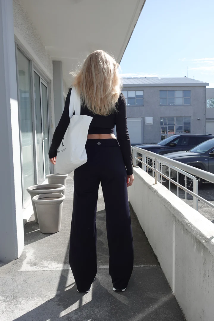 ULTRA SOFT STRAIGHT PANTS (LONGER VERSION)