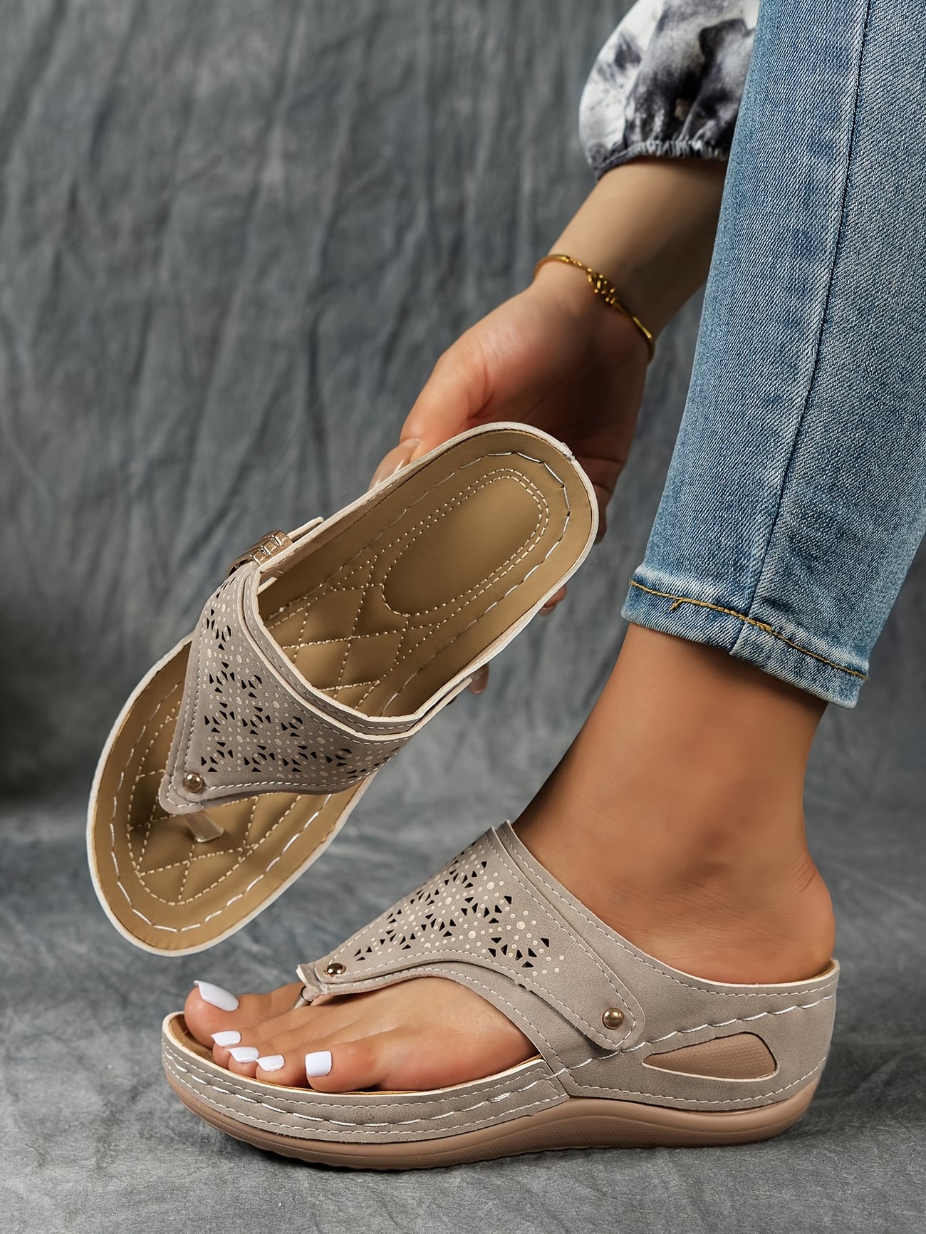 🎁Summer Promotion 50% OFF🎁2026 New Fashion Thong Wedge Women Sandals