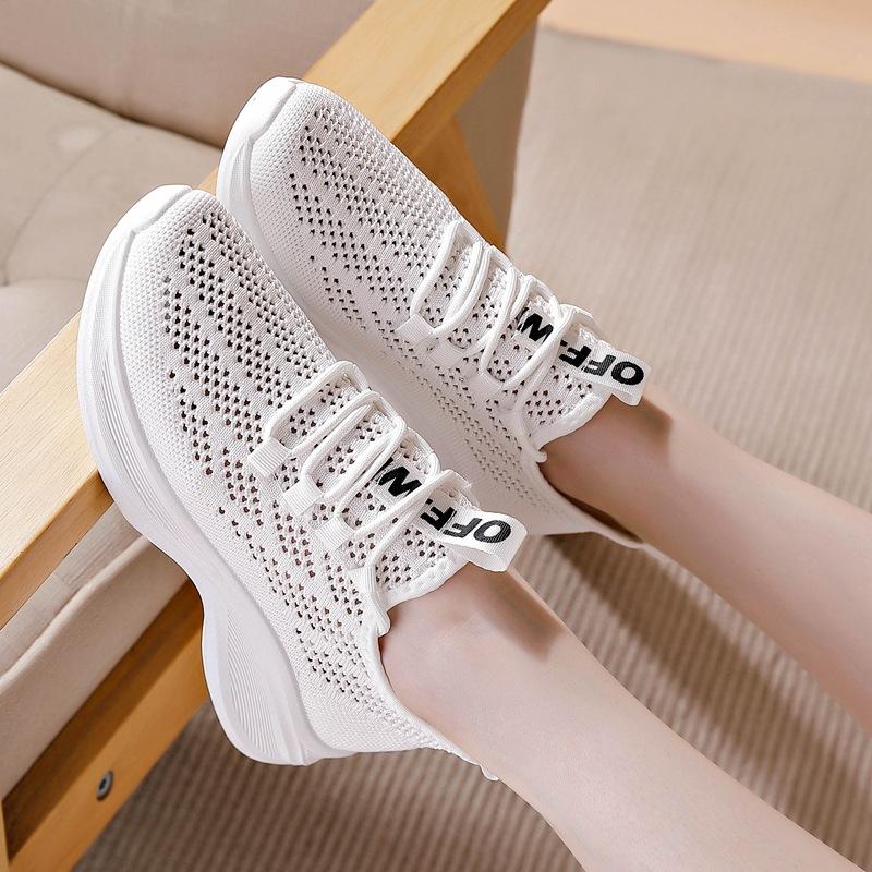 Casual mesh comfortable moccasins running shoes
