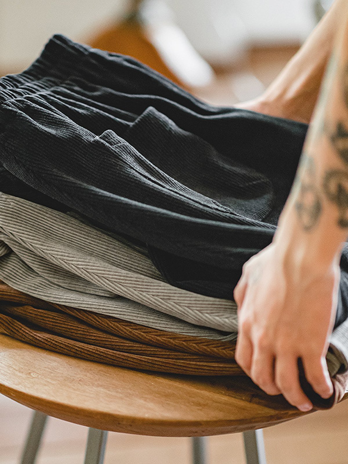 M's Corduroy Drooping Textured Pants-Zittor