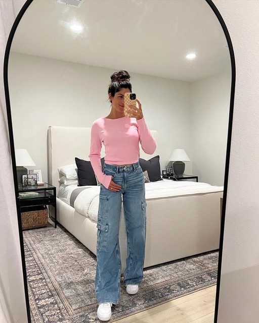 Drape Super High-Waisted Baggy Wide-Leg Jean