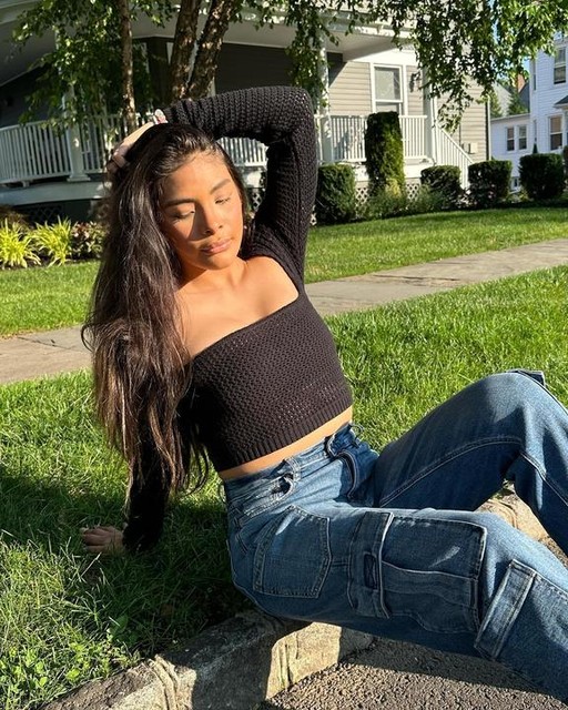 Drape Super High-Waisted Baggy Wide-Leg Jean