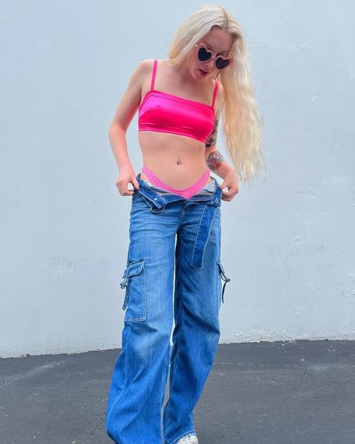 Drape Super High-Waisted Baggy Wide-Leg Jean