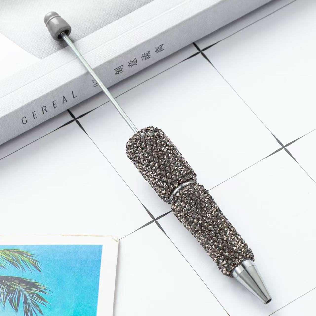 Creative DIY Full Crushed Rhinestone Beaded Ballpoint Pens, Hand Inlaid Crystal Twist Pens, Multicolor Plastic Bead Writing Pens