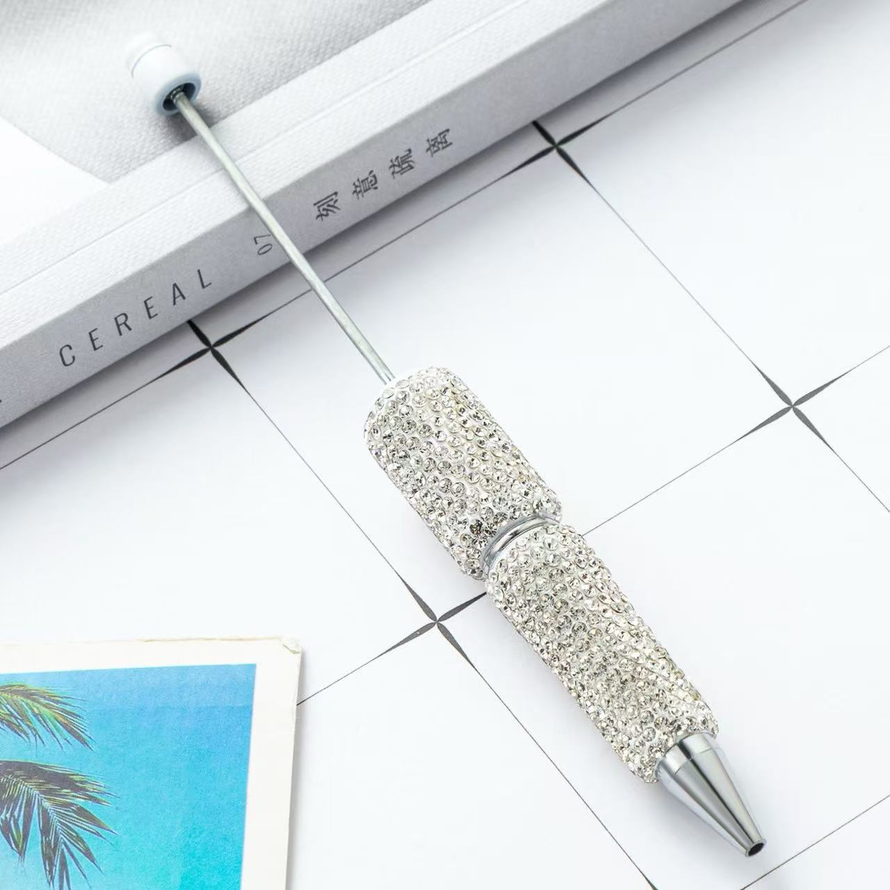Creative DIY Full Crushed Rhinestone Beaded Ballpoint Pens, Hand Inlaid Crystal Twist Pens, Multicolor Plastic Bead Writing Pens