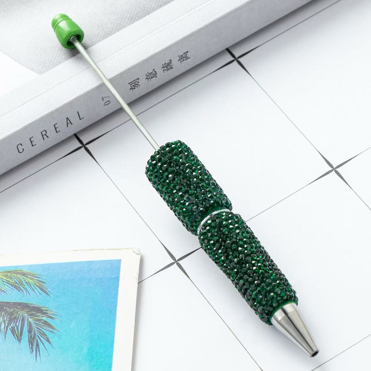 Creative DIY Full Crushed Rhinestone Beaded Ballpoint Pens, Hand Inlaid Crystal Twist Pens, Multicolor Plastic Bead Writing Pens