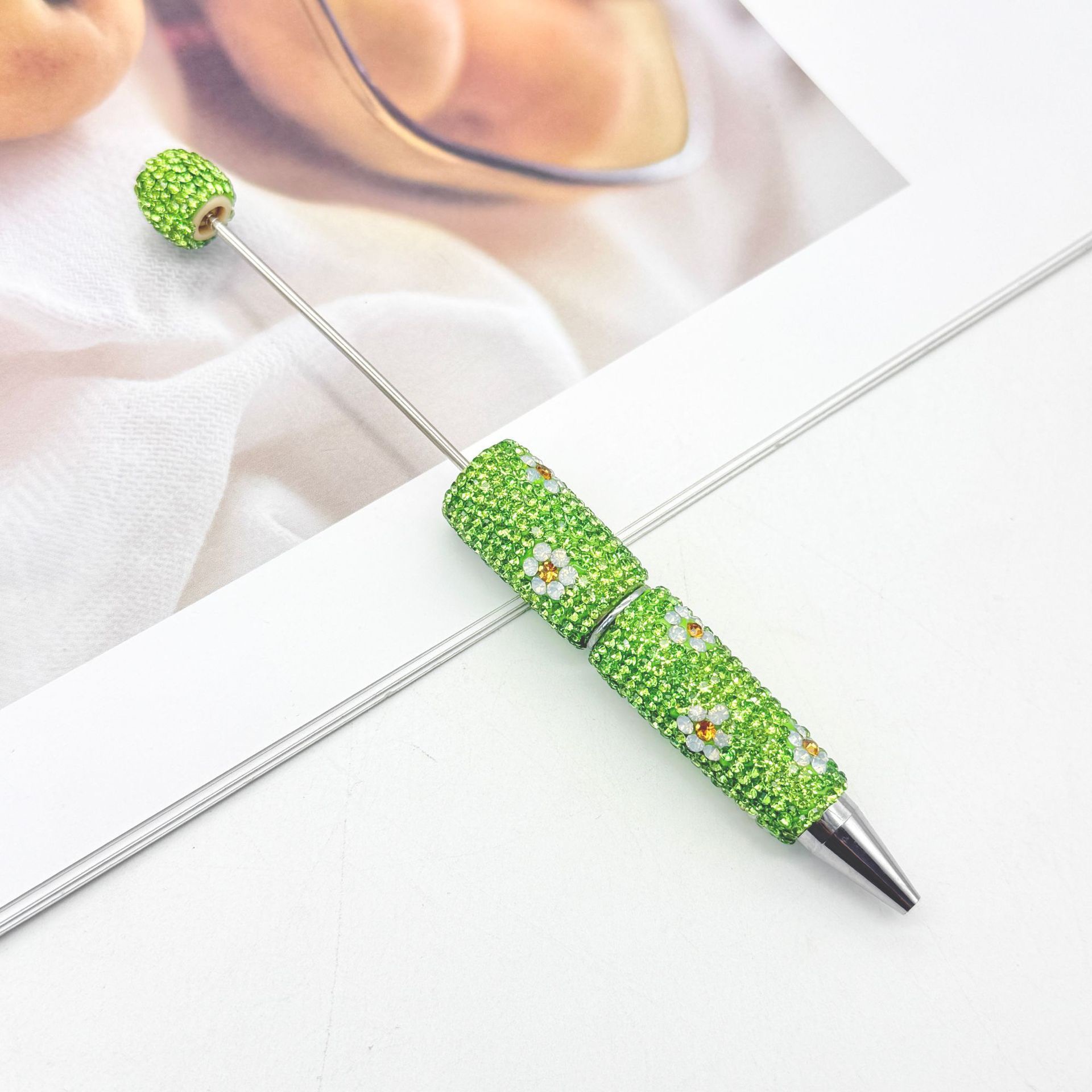 Daisy Rhinestone Beadable Ballpoint Pen