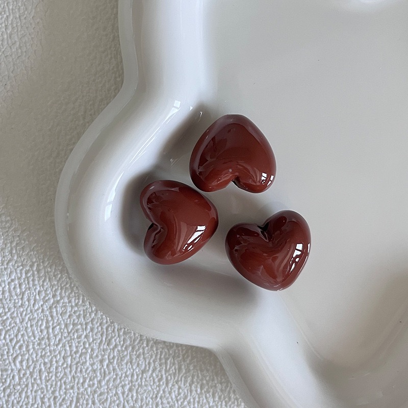 3D Heart Acrylic Beads