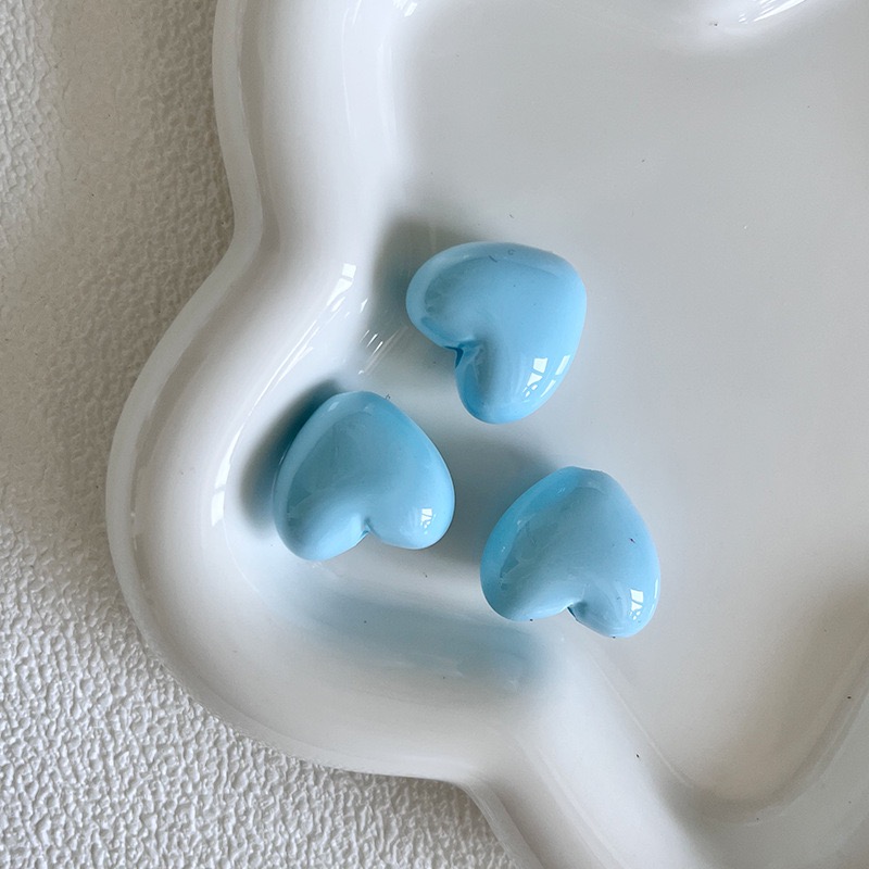 3D Heart Acrylic Beads