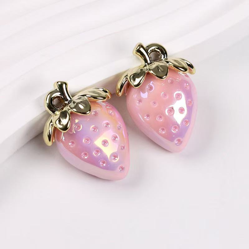 10pcs 23*32mm Cartoon  Strawberry  Charms Pendant for DIY Items