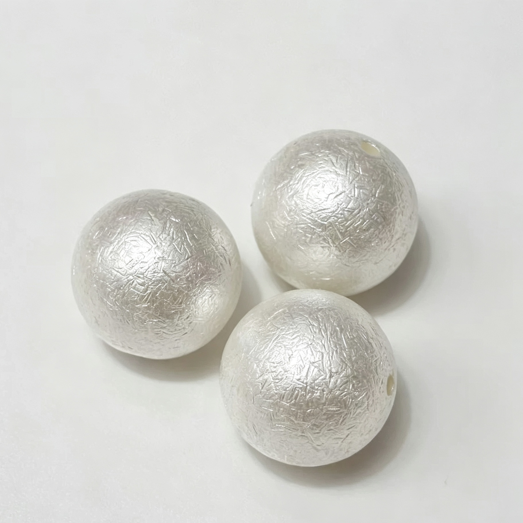20mm Acrylic Silk Textured Wrinkle Beads