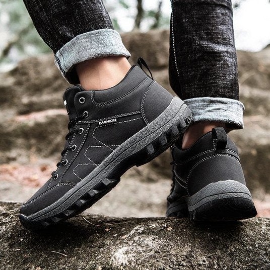 Men Outdoor Arch-support Comfy Lightweight Walking Shoes