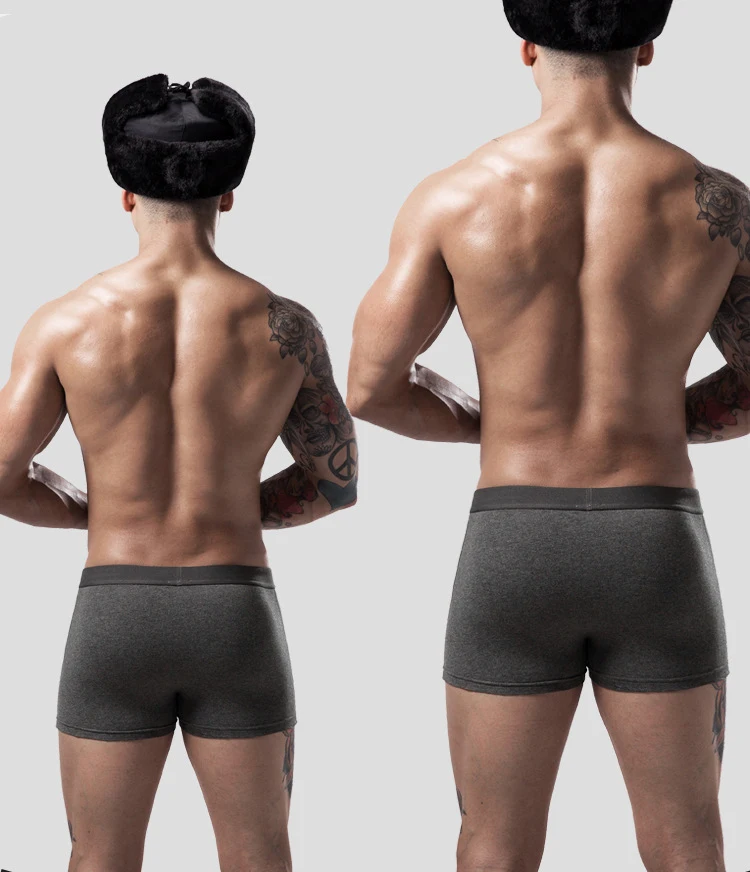 8193474945_1434965120