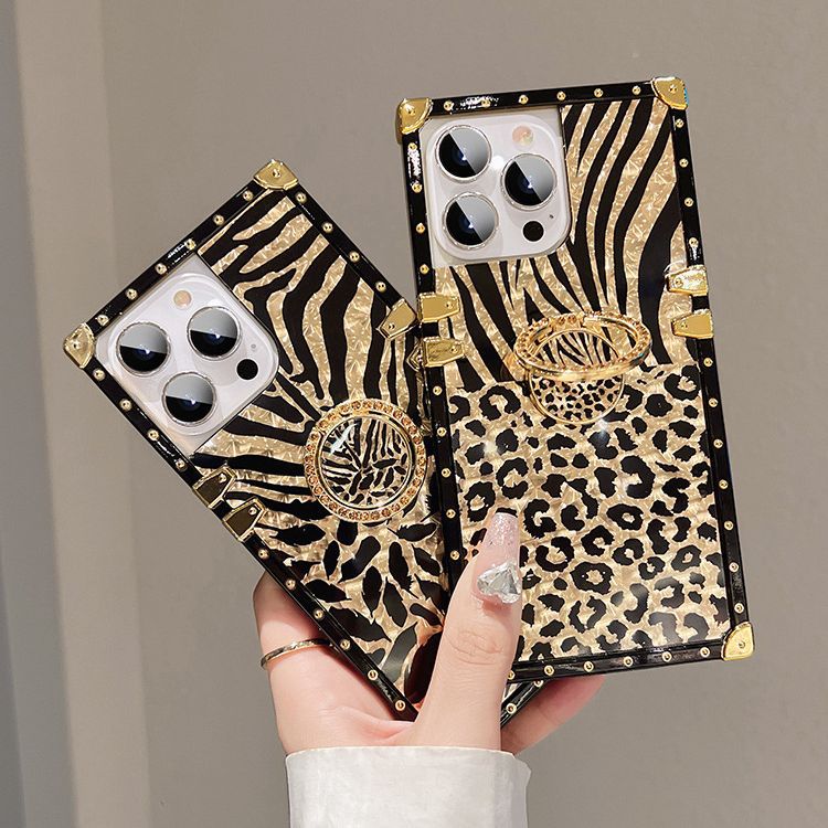 Atnaujinkite savo iPhone žaidimą! 📱✨ Nemokamas geriausio sportinio dėklo pristatymas šiandien. Gaukite savo dabar!