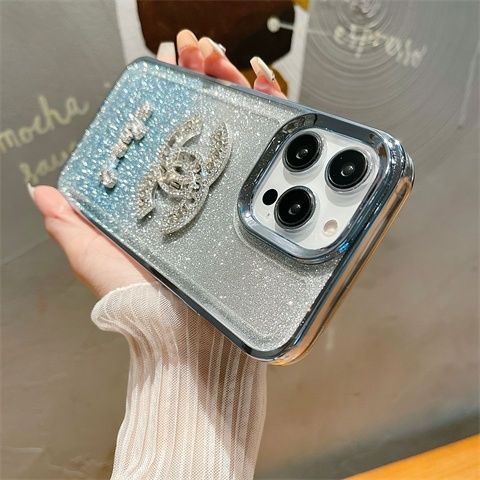 Atnaujinkite savo iPhone žaidimą! 📱✨ Nemokamas geriausio sportinio dėklo pristatymas šiandien. Gaukite savo dabar!