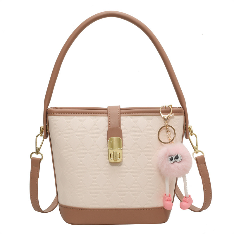 [UR®]💗💃UR mielas pliušinis kibiras su pakabuku👜2023 nauja madinga ir madinga didelės talpos rankinė ant peties 😍