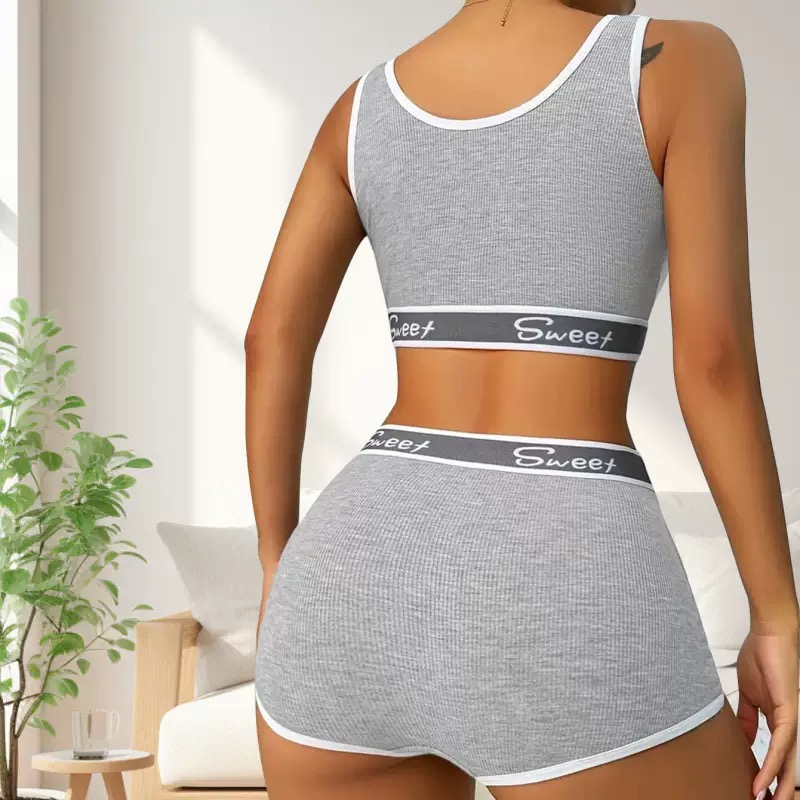 ✨【𝐓𝐫𝐢𝐮𝐦𝐩𝐡】✨👙Pilusio dydžio seksuali liemenėlė Push-up nuo slinkimo liemenėlė + kelnaitės【Nėrinių liemenėlių rinkinys】