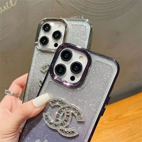 Atnaujinkite savo iPhone žaidimą! 📱✨ Nemokamas geriausio sportinio dėklo pristatymas šiandien. Gaukite savo dabar!